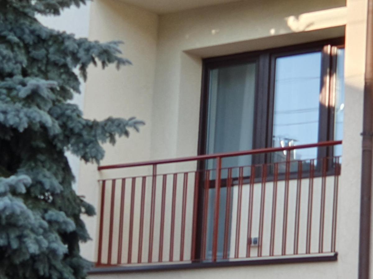 Hostel Mleczna - Metro Zacisze Варшава Екстер'єр фото